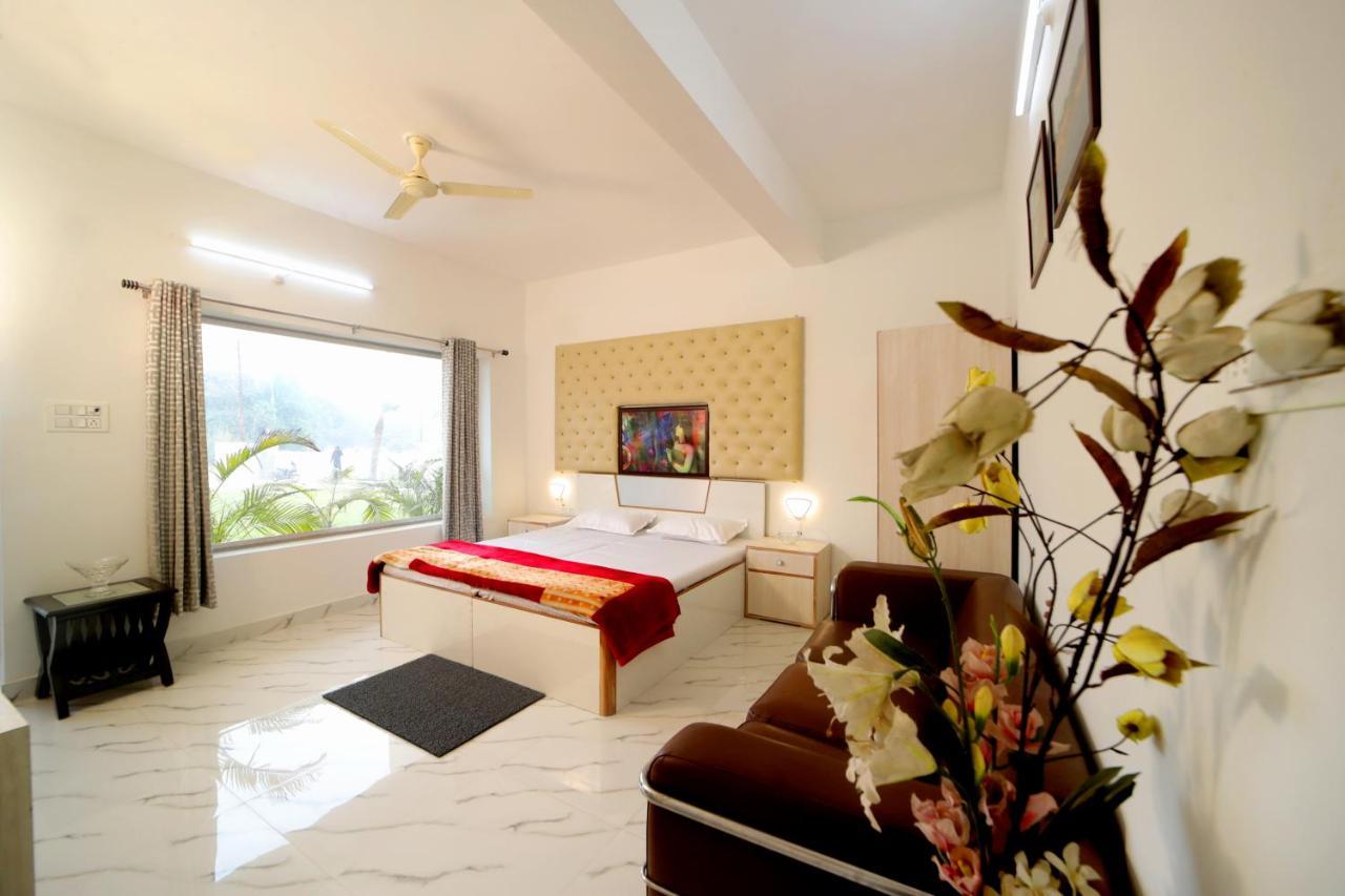 R K Villa Prayagraj Exterior foto